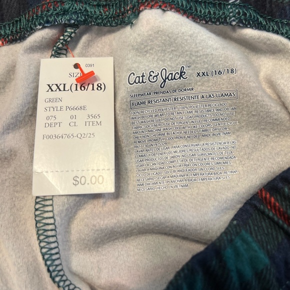 NWT Cat & Jack Boys 2 Pcs Green Pajama Set- XXL - Picture 4 of 7